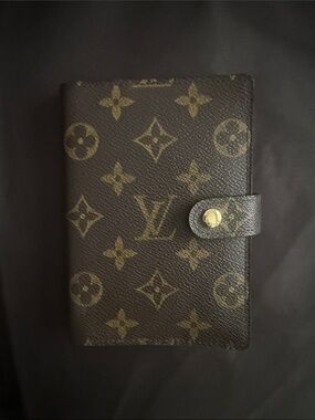 Louis Vuitton Brown Monogram PM Agenda Cover with Snap with COA